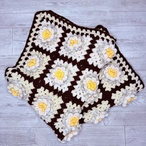 Vintage handmade crochet flower floral throw blanket 38 x 44” knit bedding 3d